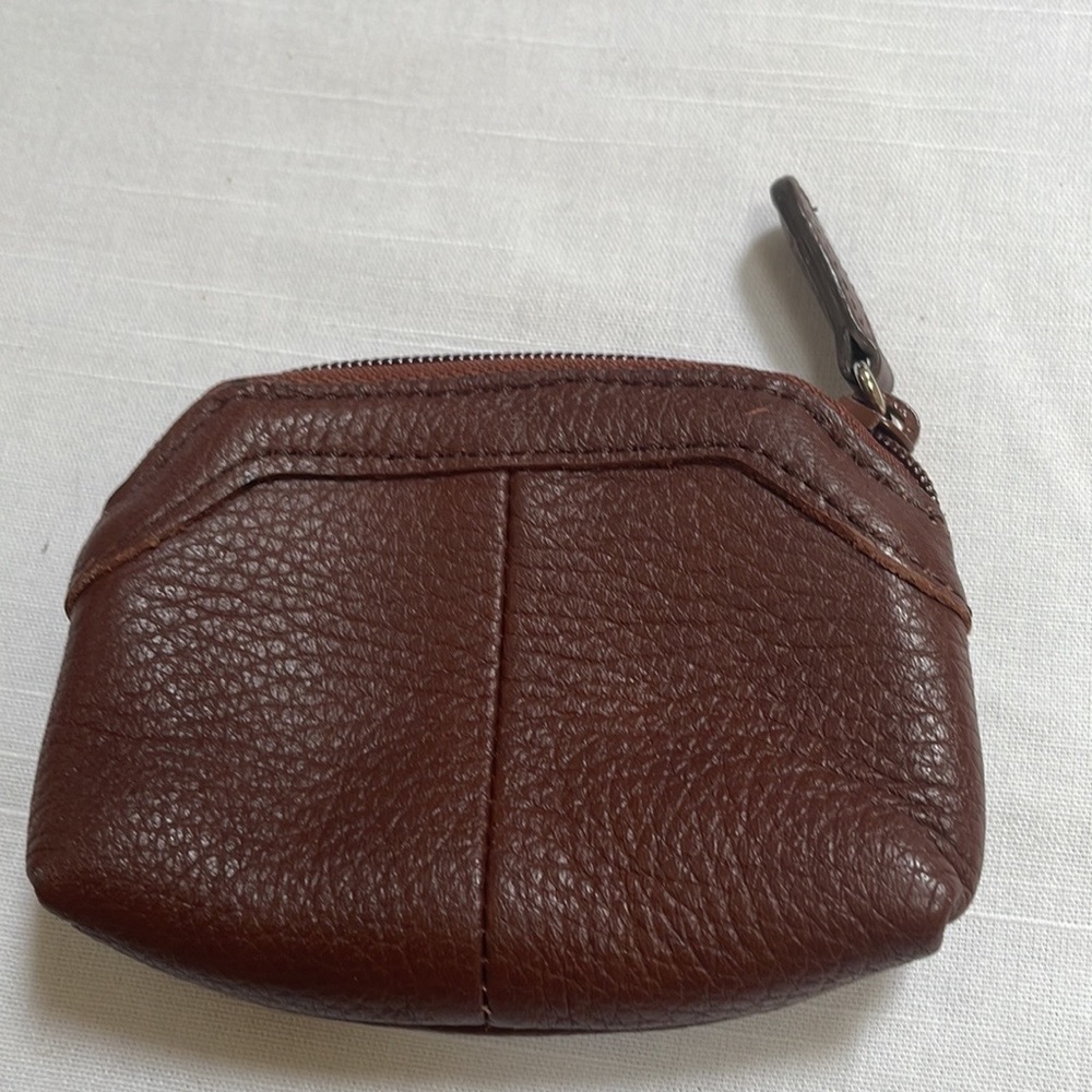 Brighton Pouch - Picture 2 of 5